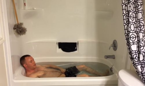 HOW ICE BATHS BURN BODY FAT AND INCREASE OVERALL HEALTH!